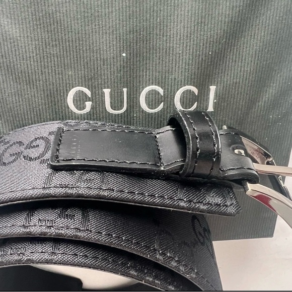 New 🔥Gucci Women’s Black Leather Belt with Silver Buckle 41” - Picture 3 of 7
